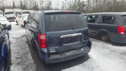 
										2009 Chrysler Town & Country Automatic full									
