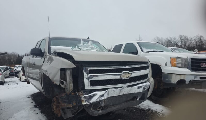 
								2008 Chevrolet Silverado Automatic 4WD Pickup full									