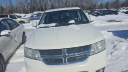 
										2011 dodge journey FWD Automatic full									