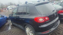 2009 Volkswagen Tiguan 2.0T Automatic 4MOTION SUV