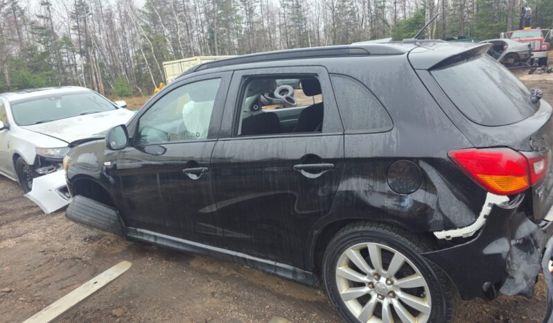 
								2011 Mitsubishi RVR Automatic AWD SUV full									