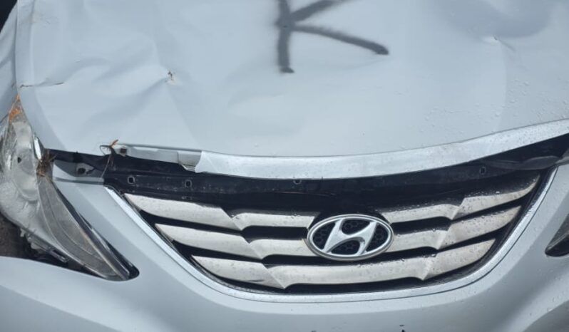 
								2011 Hyundai Sonata UNKNOWN FWD Sedan full									
