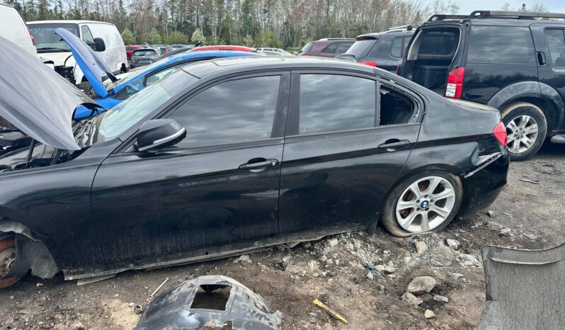 
								2013 BMW 328i Automatic xDrive Sedan full									