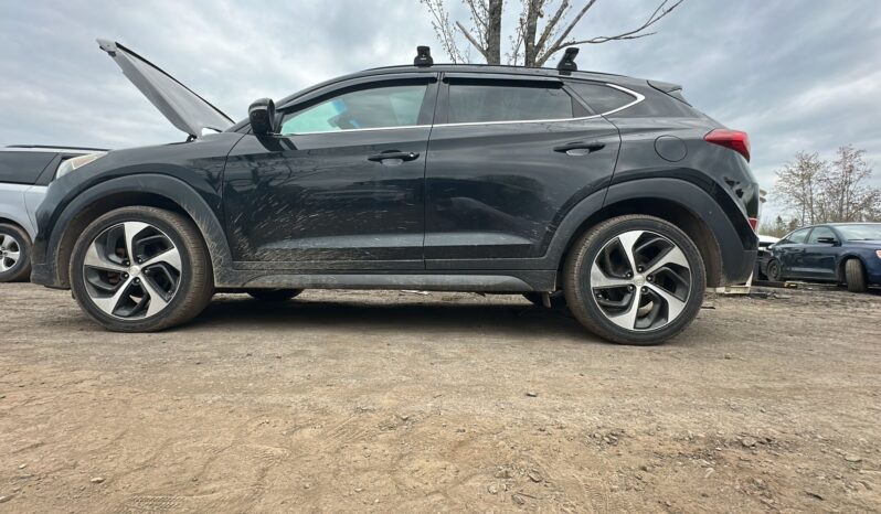 
								2016 Hyundai Tucson Limited 1.6T Automatic AWD SUV full									