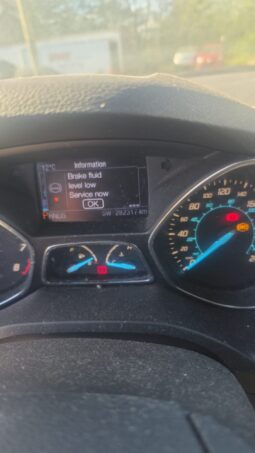 
										2013 Ford Escape Automatic 4WD MPV full									