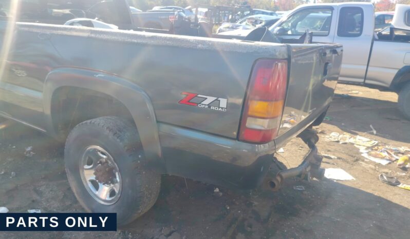 
								2001 CHEVROLET Silverado 2500HD 4WD PICKUP full									