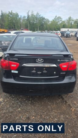 
										2010 HYUNDAI Elantra SEDAN full									