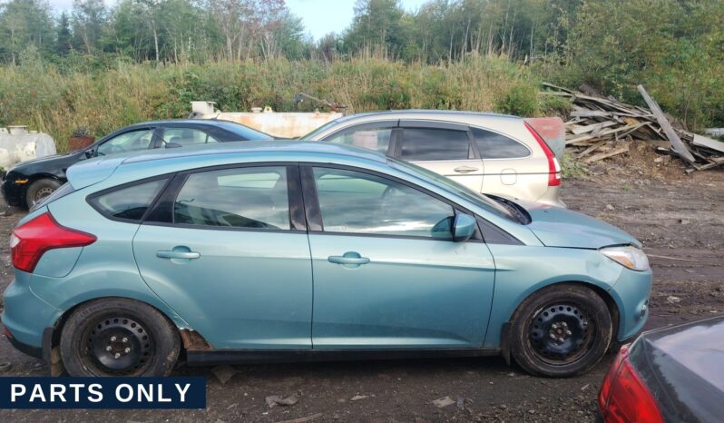 
								2012 FORD Focus HATCHBACK full									