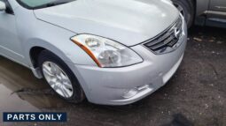 
										2011 Nissan Altima full									