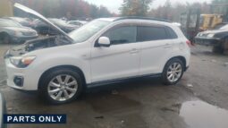 
										2014 Mitsubishi RVR full									