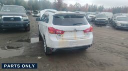 
										2014 Mitsubishi RVR full									