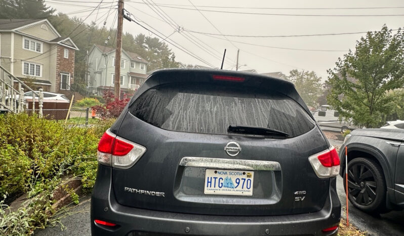 
								2014 Nissan Pathfinder SV 4WD | 7 Passenger full									
